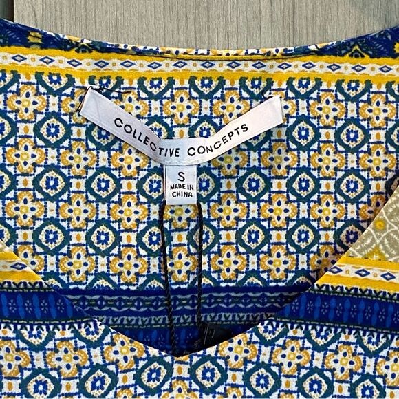 Collective Concepts Blouse with Crochet Trim Size S NWT - Picture 2 of 7